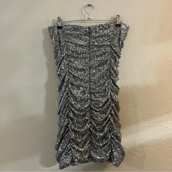 Zara Limited Edition Sequin Strapless mini dress Size: XS - Picture 8 of 9